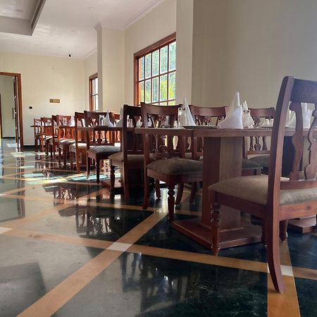 Royale De' Casa Resort Kāziranga Екстериор снимка