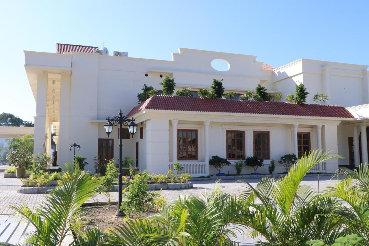 Royale De' Casa Resort Kāziranga Екстериор снимка