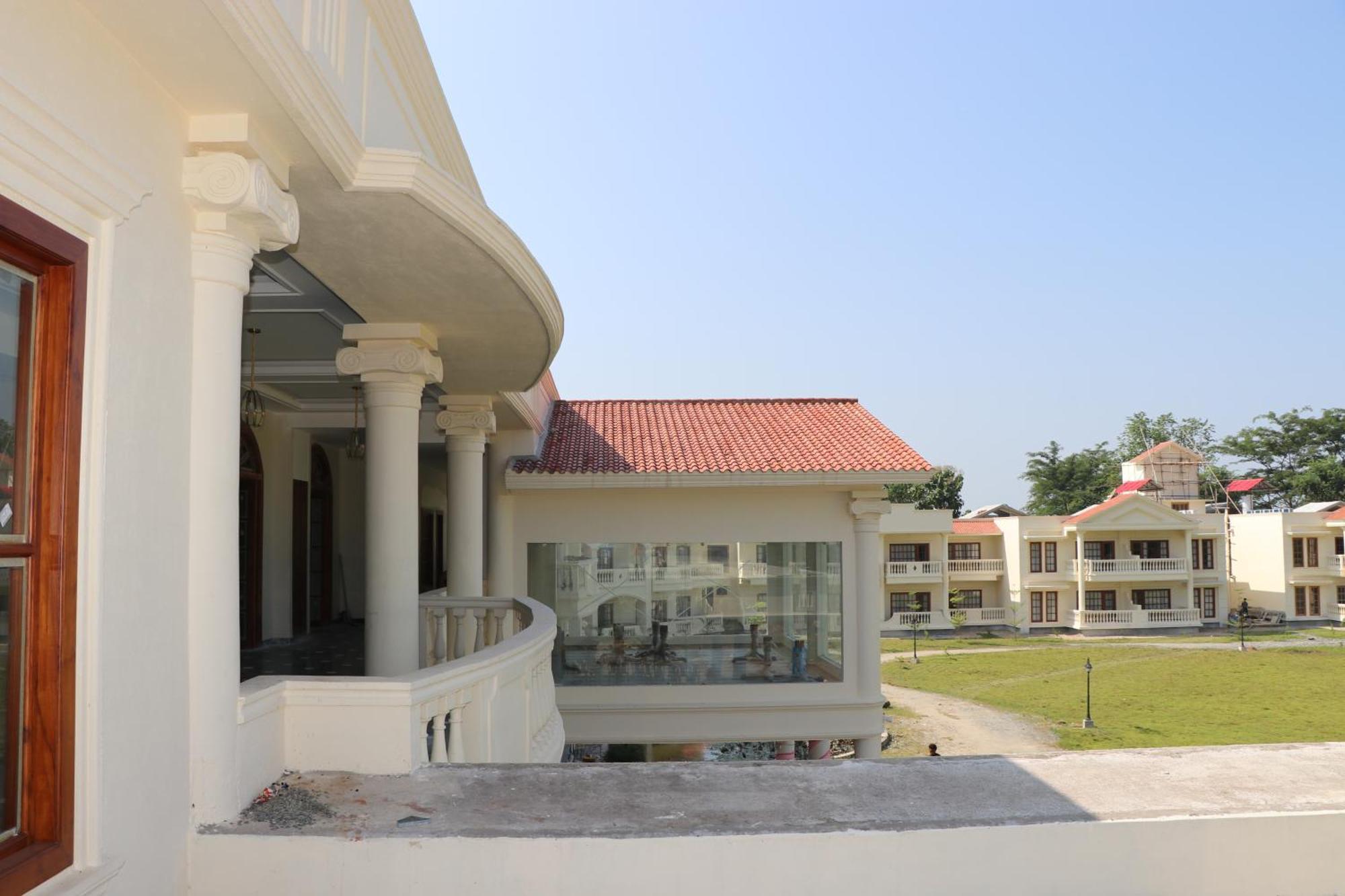Royale De' Casa Resort Kāziranga Екстериор снимка