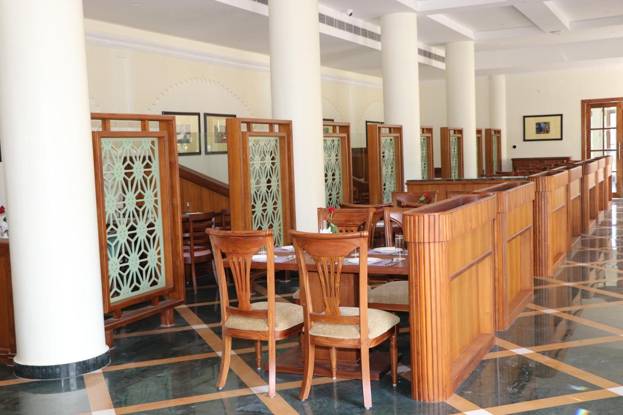Royale De' Casa Resort Kāziranga Екстериор снимка