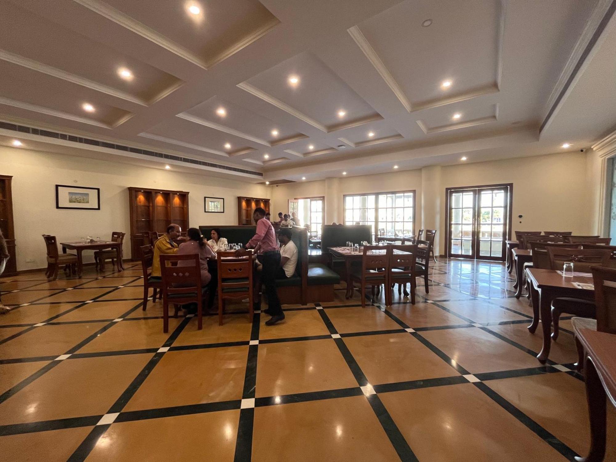 Royale De' Casa Resort Kāziranga Екстериор снимка