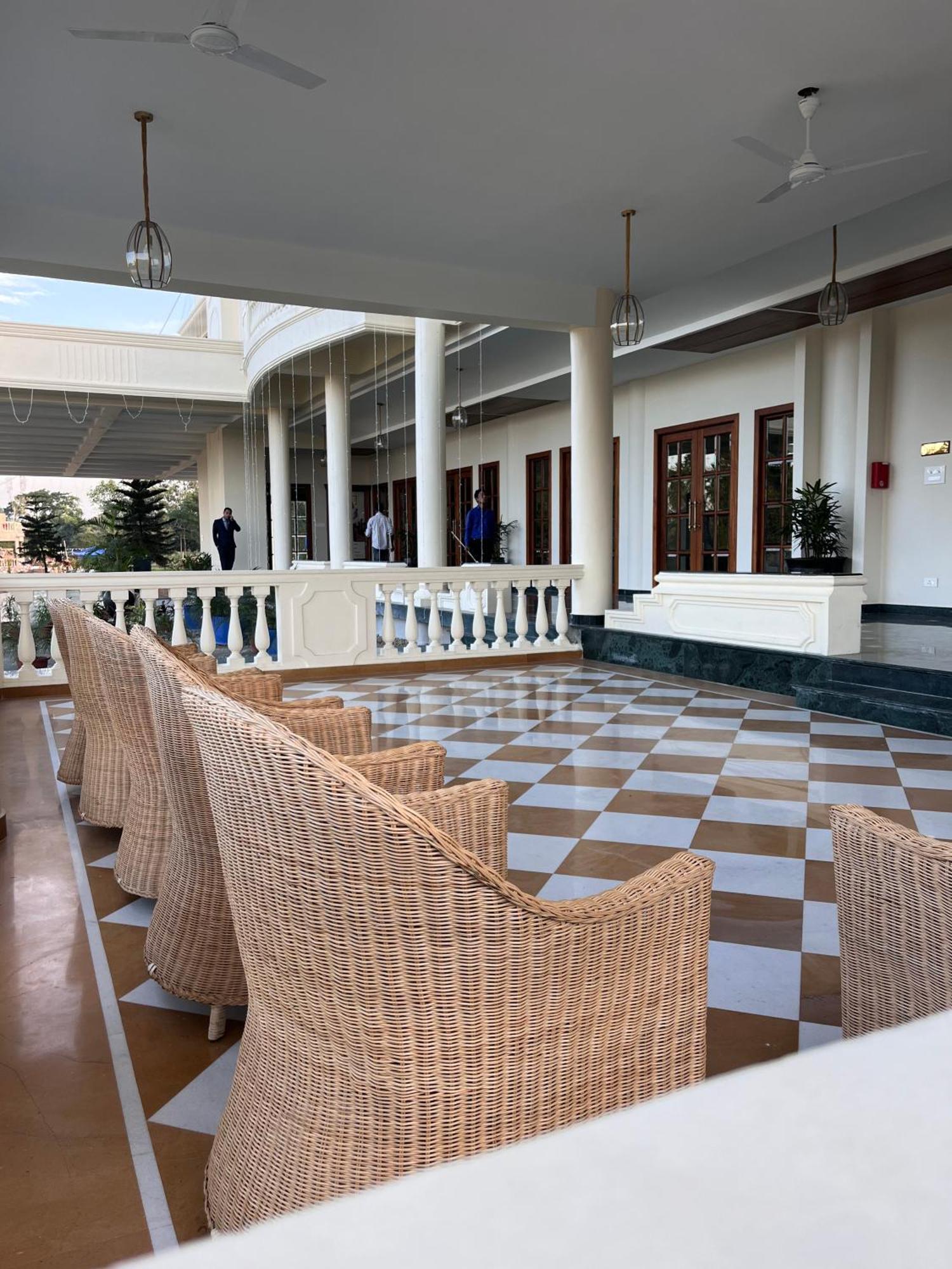 Royale De' Casa Resort Kāziranga Екстериор снимка